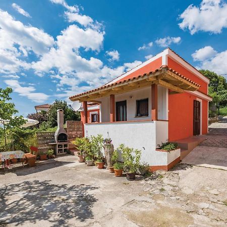 Awesome Home In Porec With House Sea View Exterior foto